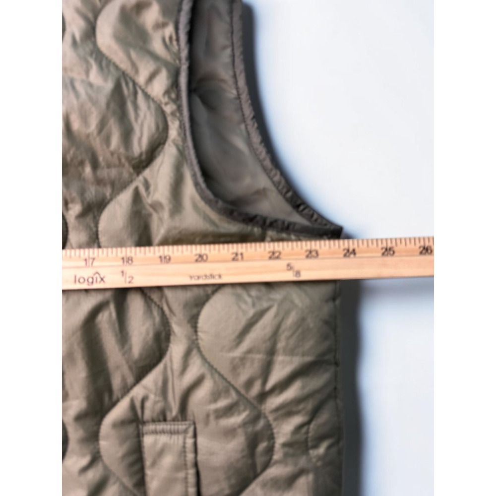 ASOS DESIGN Womens Quilted Vest Olive Green Onion Stitch Button Front Pockets XL - Picture 7 of 10